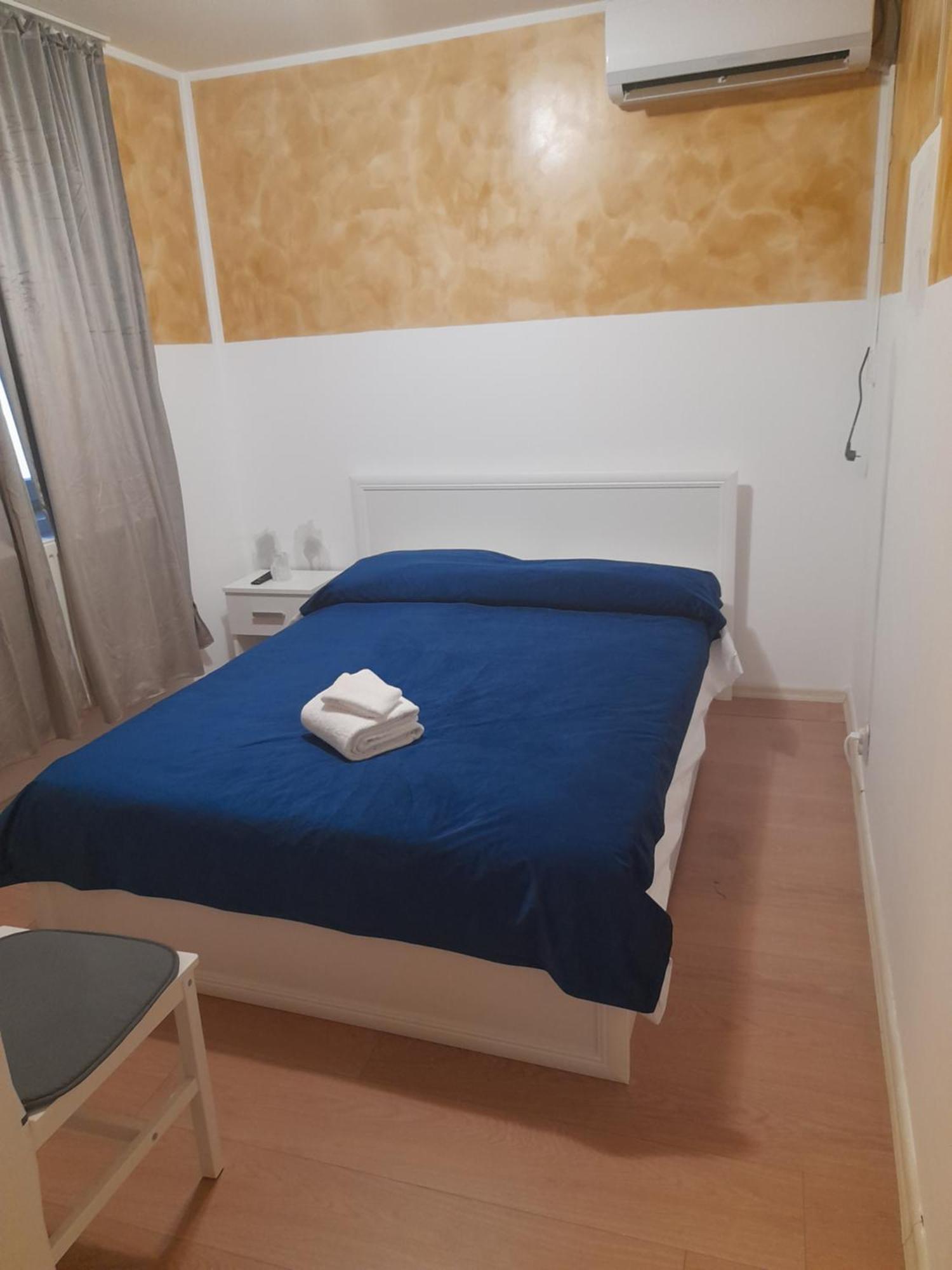 Cazare Alfredo Craiova Exterior foto