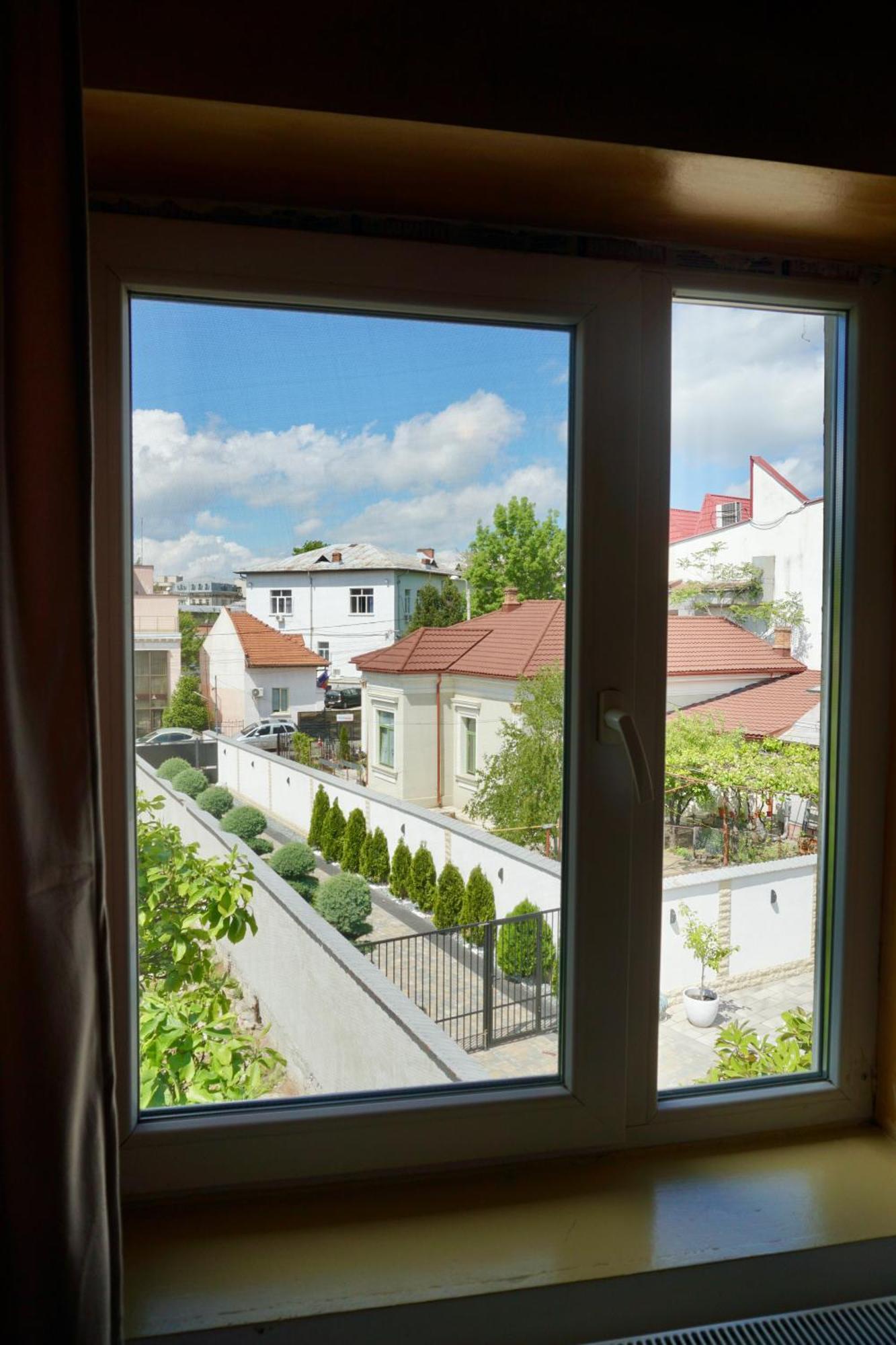 Cazare Alfredo Craiova Exterior foto